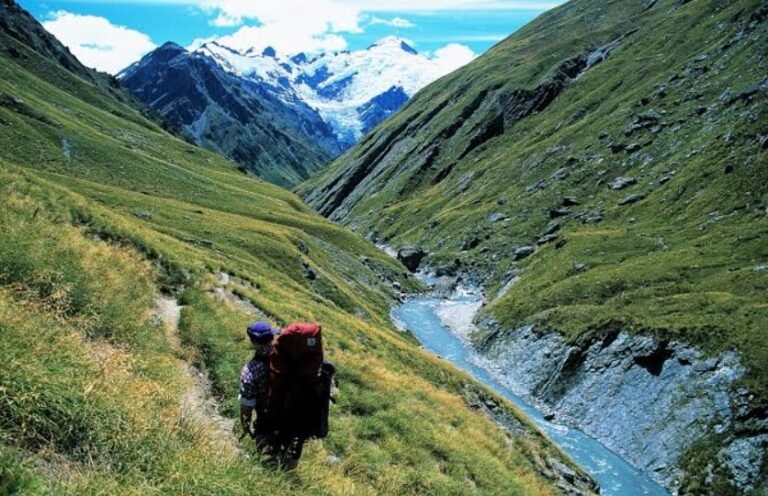 Rees Valley: Location, History, Weather, Things to Do & Travel Guide Rees Valley Weather