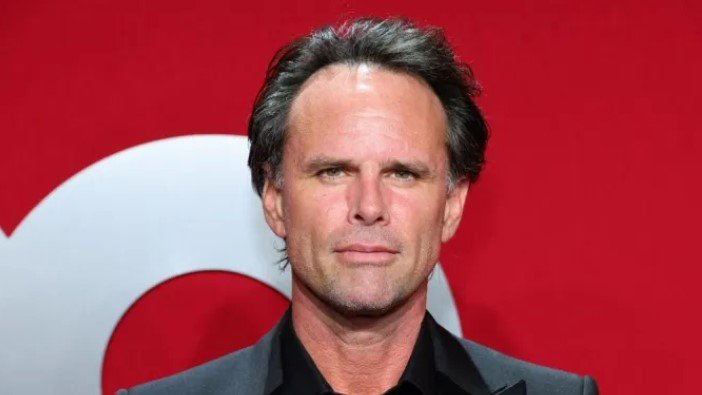 Walton Goggins